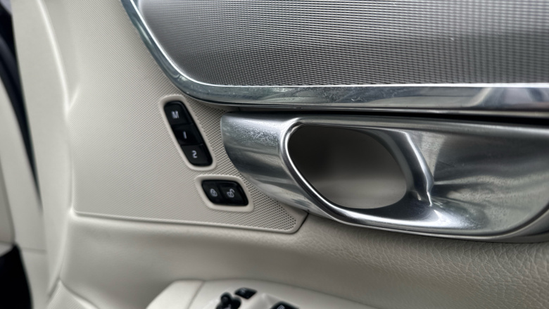 Volvo V90 2.0 D4 Cross Country Pro 5dr AWD Geartronic Diesel Estate